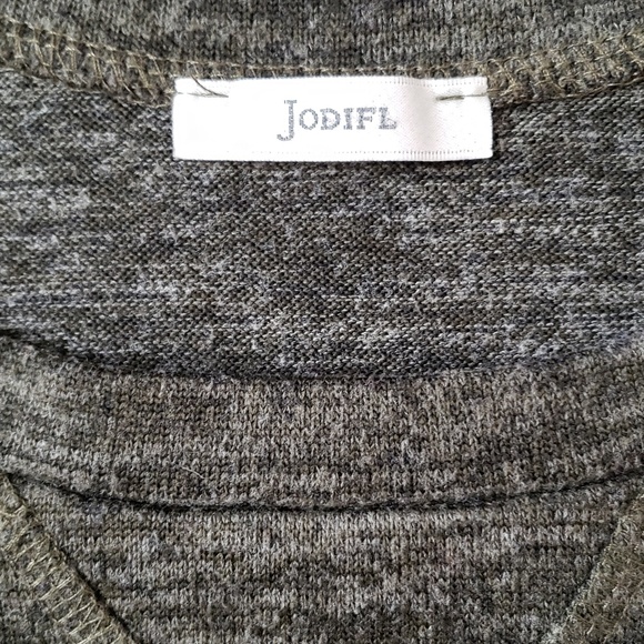 Jodifl Sweater - Picture 3 of 5